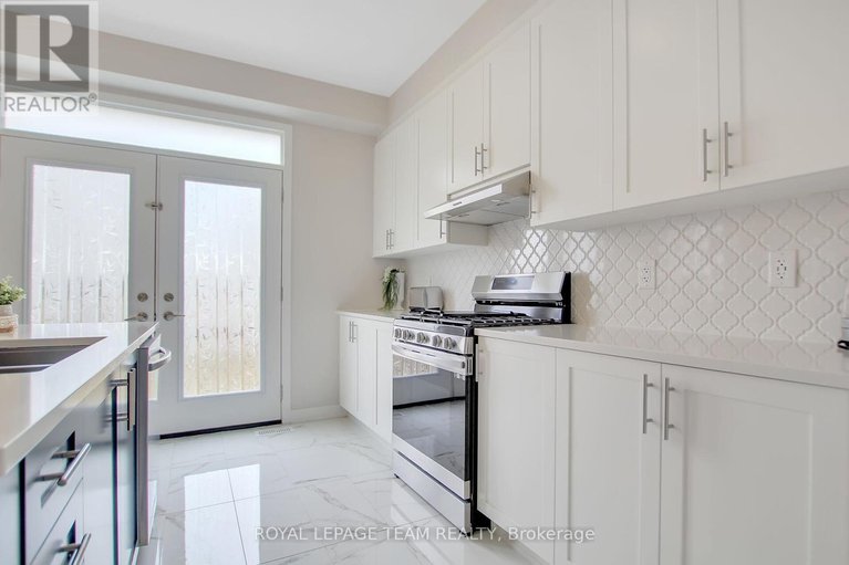 29030663/248-pursuit-terrace/goulbourn-twp-from-franktown-rdsouth-to-rideau/ottawa/ontario/K0A2Z0_20