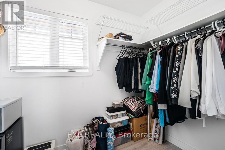 28557041/225-292-masters-lane/town-of-rockland/clarence-rockland/ontario/K4K0K5_17