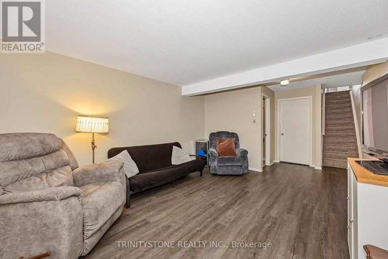 29630932/57-811-connaught-avenue/queensway-terrace-north/ottawa/ontario/K2B8K3_34