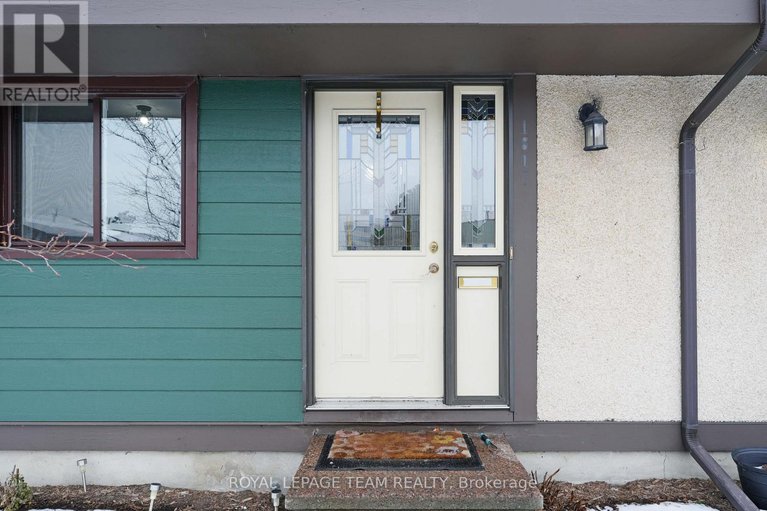 29239172/1807-meadowbrook-road/pineview/ottawa/ontario/K1B4W6_3