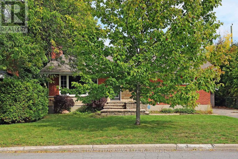28924054/1347-highgate-road/parkway-park/ottawa/ontario/K2C2Y5_32