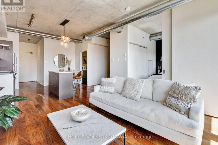 28414766/516-360-mcleod-street/ottawa-centre/ottawa/ontario/K2P1A9_10