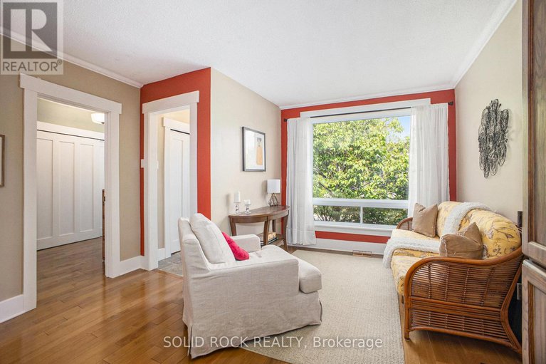 28735074/236-northwestern-avenue/ottawa-westtunneys-pasture/ottawa/ontario/K1Y0M3_3