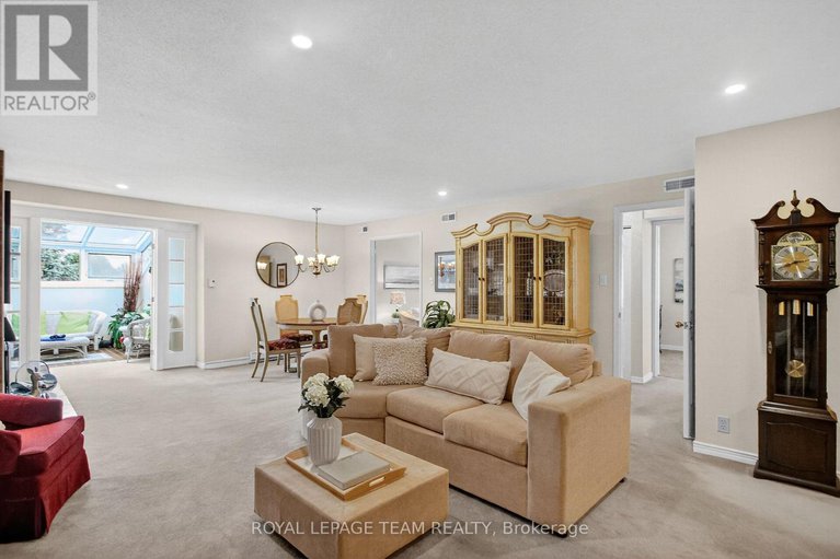 29045610/206-stratas-court/katimavik/ottawa/ontario/K2L3K5_10