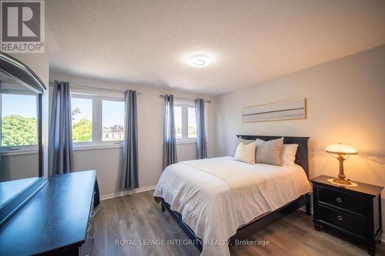 28813806/632-valin-street/fallingbrookgardenway-south/ottawa/ontario/K4A3S9_25
