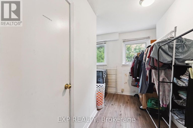 28635953/1395-caldwell-avenue/carlington/ottawa/ontario/K1Z8L3_16