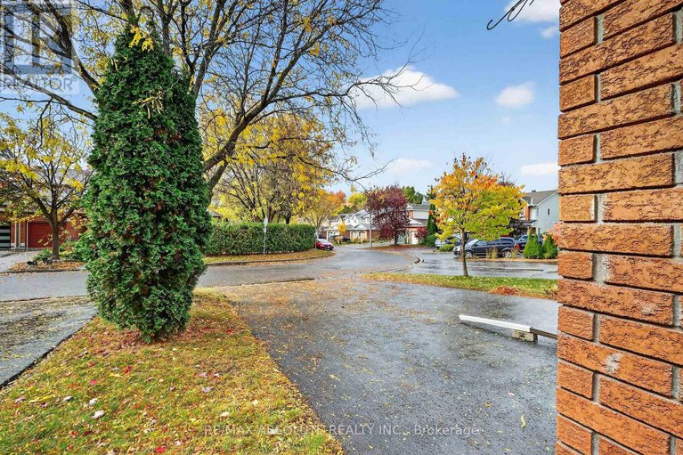 29035712/104-college-circle/castle-heights/ottawa/ontario/K1K4R9_5