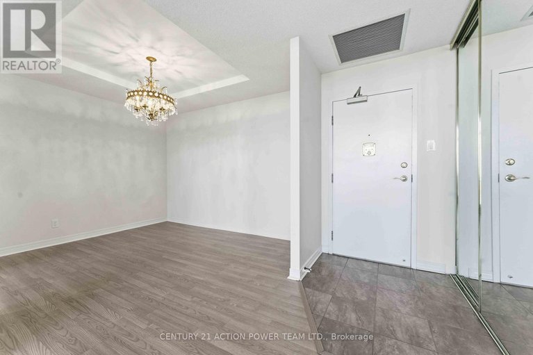 29039550/1216-100-grant-carmen-drive/borden-farmstewart-farmcarleton-heightsparkwood-hills/ottawa/ontario/K2E8B8_6