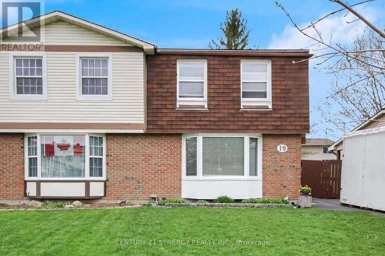 28283837/19-seabrooke-drive/glencairnhazeldean/ottawa/ontario/K2L2H8_4