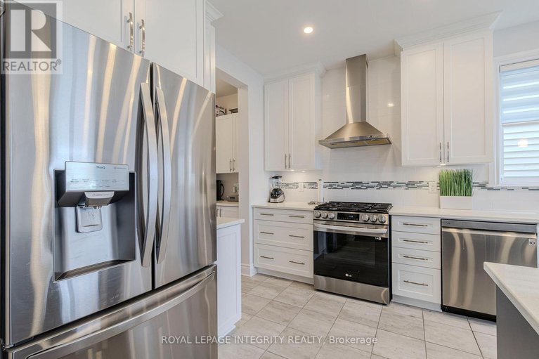 28341938/152-finsbury-avenue/stittsville-south/ottawa/ontario/K2S2P5_15
