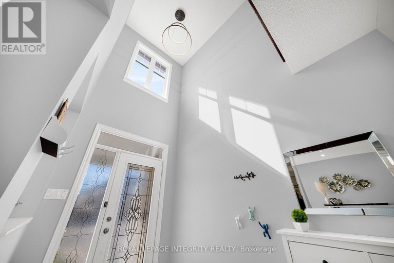 29656466/568-egret-way/half-moon-bay/ottawa/ontario/K2C3H2_2