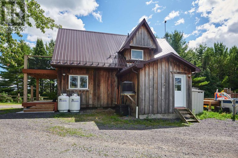 28647172/15763-county-road-43-road/north-stormont-finch-twp/north-stormont/ontario/K0C1K0_5