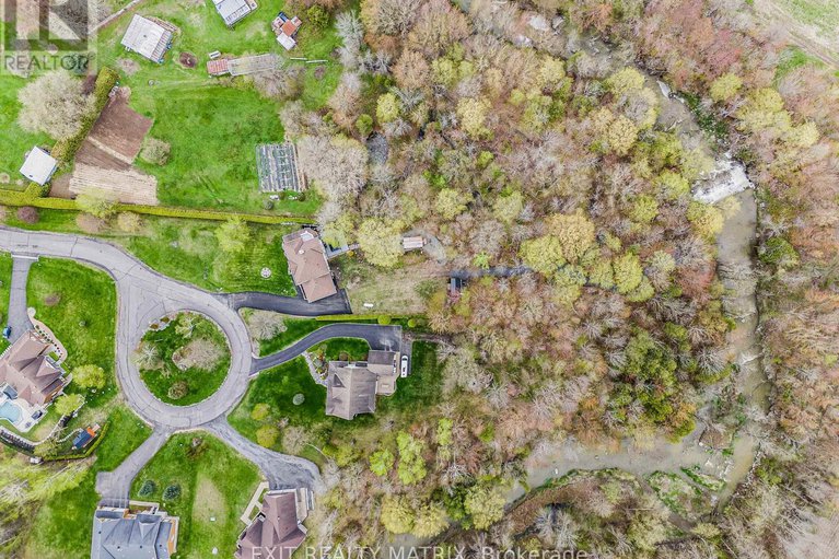 29094992/5-64-radstock-lane/champlain-twp/champlain/ontario/K6A2R2_41