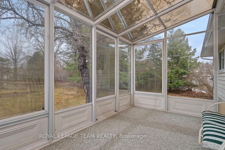 29605517/1107-falaise-road/borden-farmstewart-farmcarleton-heightsparkwood-hills/ottawa/ontario/K2E6R1_23