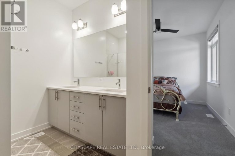 29634385/617-kenabeek-terrace/riverside-southgloucester-glen/ottawa/ontario/K4M0B3_37