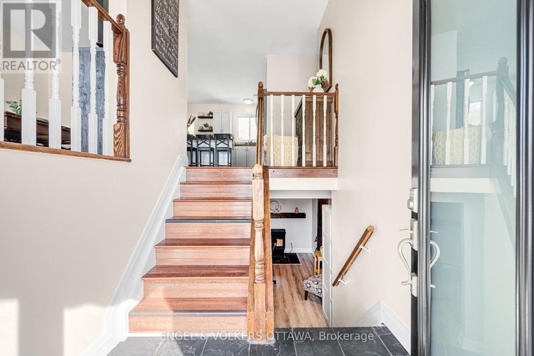 29561777/2437-henri-menard-court/clarencerockland-twp/clarence-rockland/ontario/K0A2A0_4