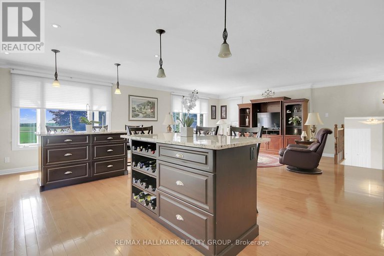 28655668/1721-carsonby-road-e/manotick-south-to-roger-stevens/ottawa/ontario/K0A2E0_23