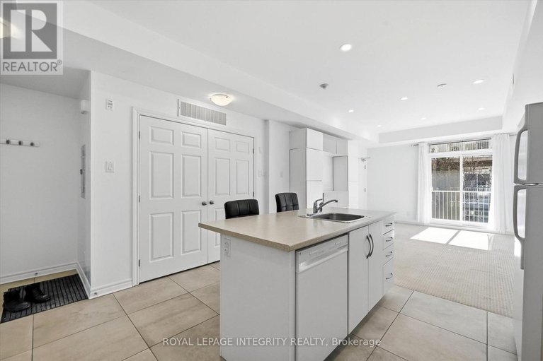 29425303/c-849-blackcomb-private/elmvale-acres/ottawa/ontario/K1G4E4_10