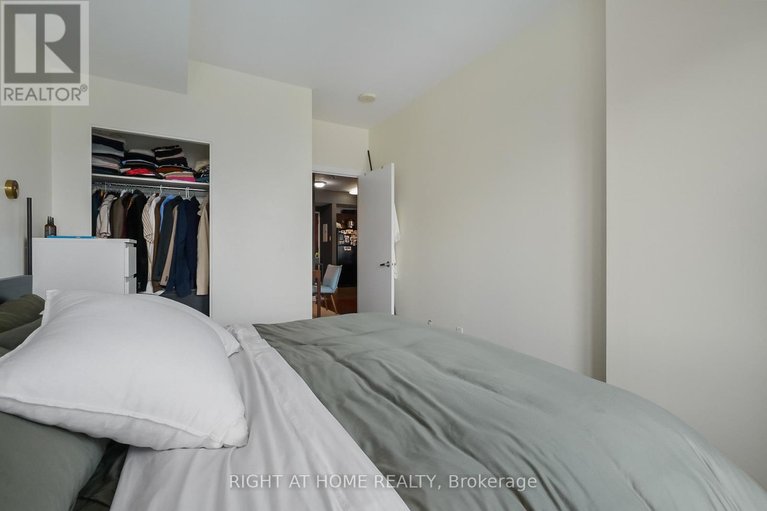 29527059/2302-234-rideau-street/sandy-hill/ottawa/ontario/K1N0A9_25