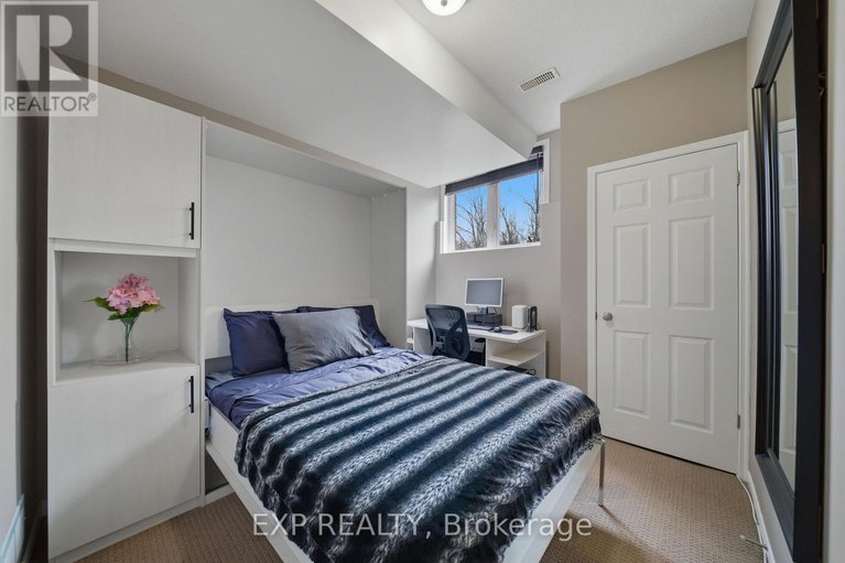 29653464/300-london-terrace/manor-park/ottawa/ontario/K1K2W2_16