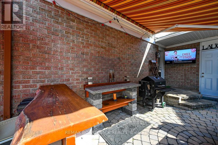 29367759/800-fairwinds-terrace/convent-glen/ottawa/ontario/K1C2X6_45