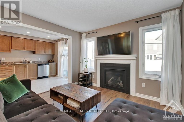 28578072/514-broadleaf-street/avalon-west/ottawa/ontario/K4A1A4_7