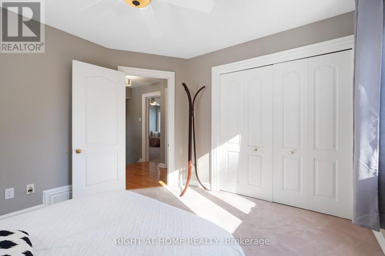 29369608/114-david-kennedy-drive/dunrobin-shores/ottawa/ontario/K0A1T0_29