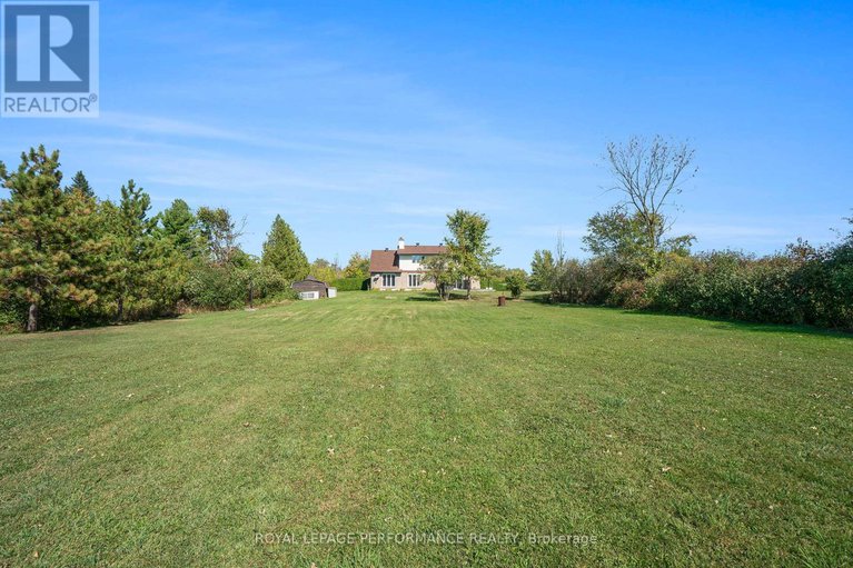 28879696/2205-old-second-line-road/kanata-north-west/ottawa/ontario/K0A1T0_28