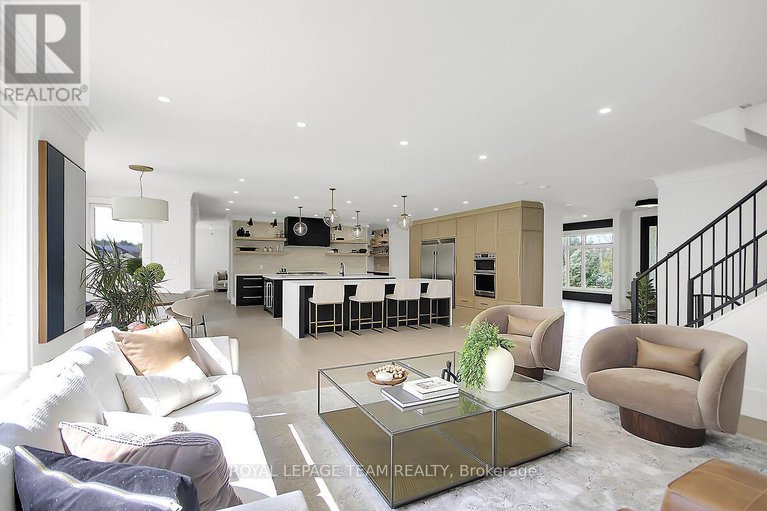 28825030/5852-red-castle-ridge/manotick-east-to-manotick-station/ottawa/ontario/K4M0A7_5