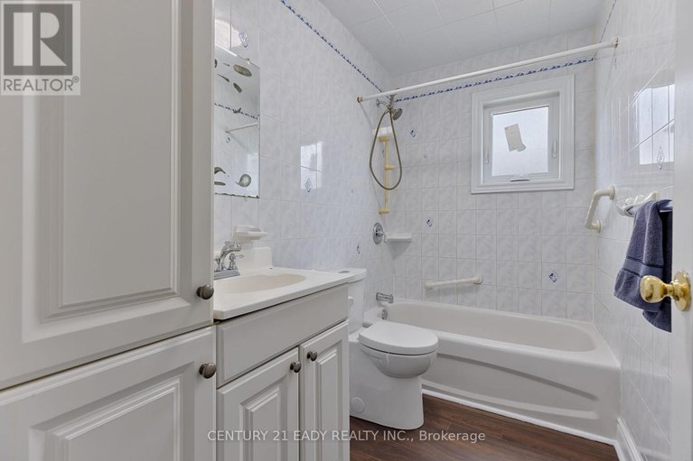 28505414/424-moore-street/renfrew/renfrew/ontario/K7V1L9_29