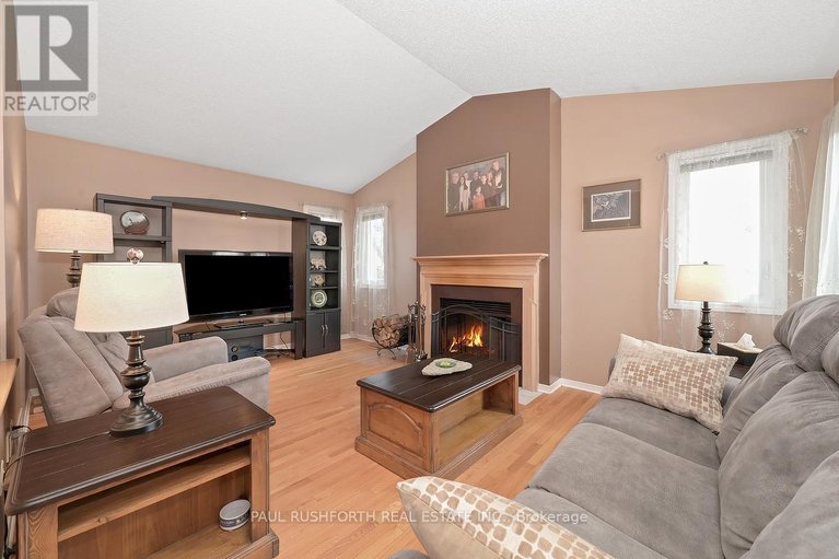 29659904/6569-tooney-drive/orleanssunridge/ottawa/ontario/K1C6G3_17