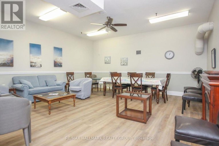 28840769/903-1485-baseline-road/copeland-park/ottawa/ontario/K2C3L8_37