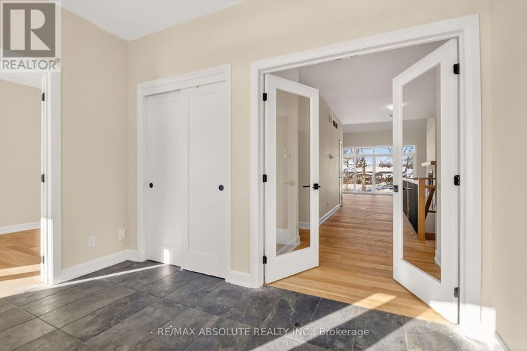 29285479/662-fisher-street/north-grenville-twp-kemptville-south/north-grenville/ontario/K0G1J0_4