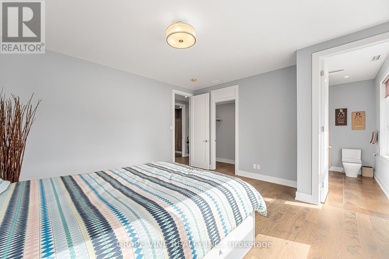 28576605/315-crestview-road/alta-vistafaircrest-heights/ottawa/ontario/K1H5G4_35