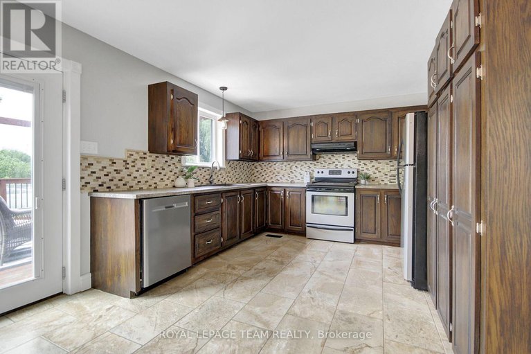 28527539/18-dowdall-crescent/fringewood/ottawa/ontario/K2S1T9_12
