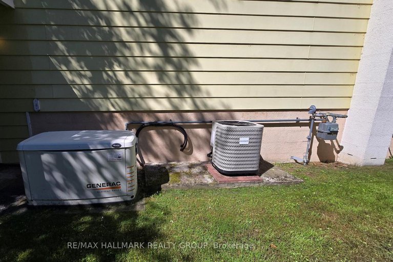 29082660/266-baldwin-street/constance-bay/ottawa/ontario/K0A3M0_29