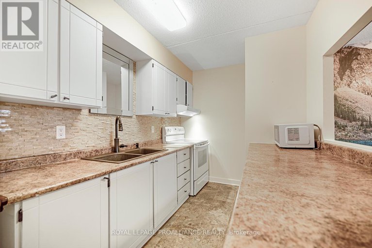 29141400/119-235-water-street/prescott/prescott/ontario/K0E1T0_12