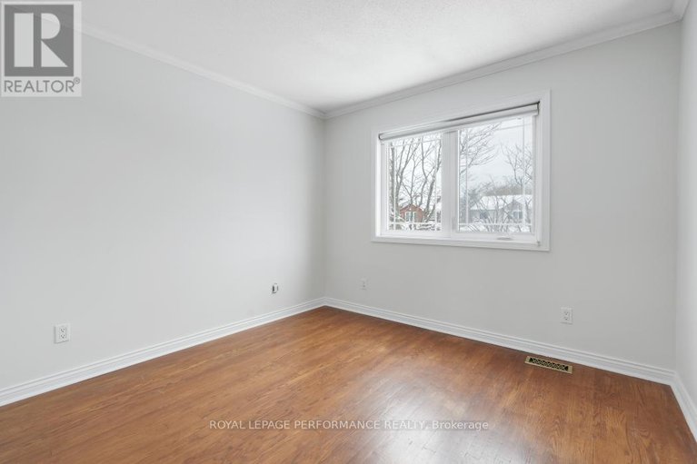 29096024/41-saddle-crescent/hunt-club-park/ottawa/ontario/K1G5L4_27