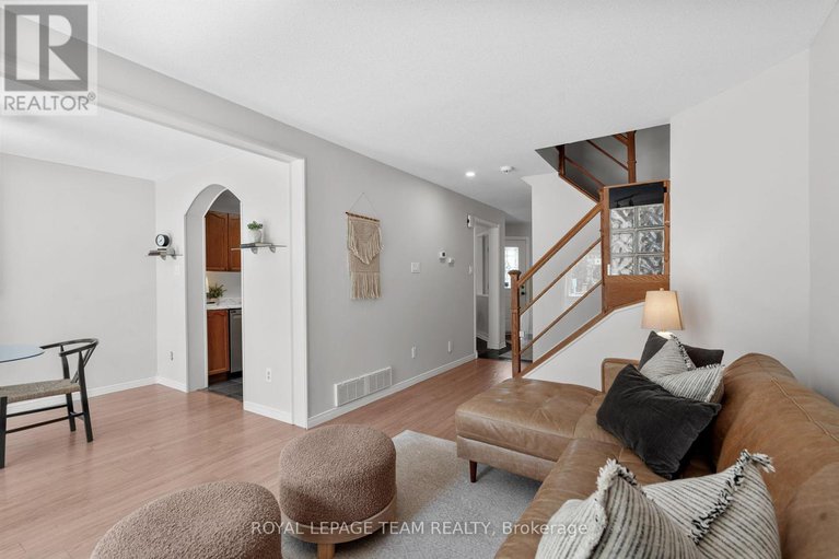 28651706/41-peterson-place/katimavik/ottawa/ontario/K2L4A8_10