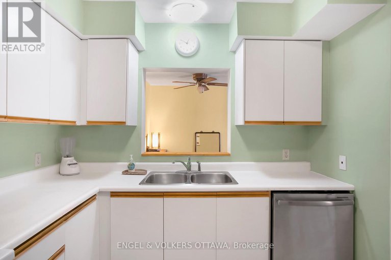 28776813/b-183-cumberland-street/lower-townbyward-market/ottawa/ontario/K1N7H2_19
