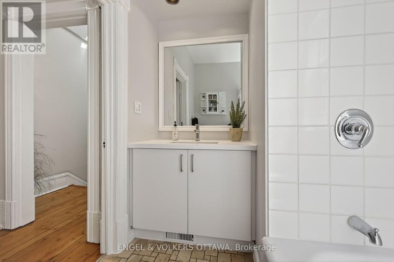 29671640/33-fourth-avenue/glebe/ottawa/ontario/K1S2L1_24