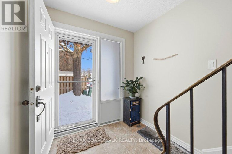 29425117/65-837-eastvale-drive/beaconwood/ottawa/ontario/K1J7T5_5