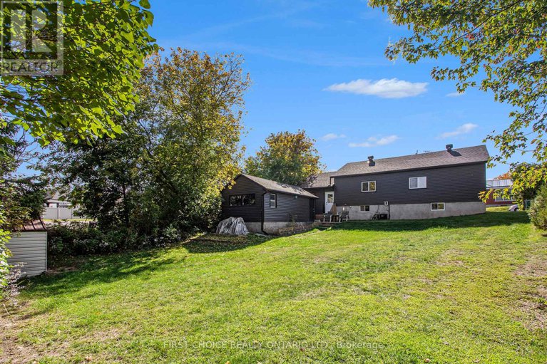 28911965/802-chapman-street/town-of-rockland/clarence-rockland/ontario/K4K1E6_22