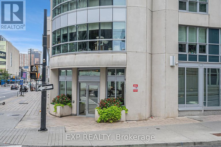 28885811/2509-242-rideau-street/sandy-hill/ottawa/ontario/K1N0B7_30