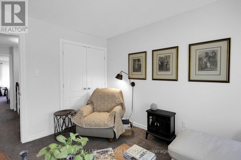 28677603/112-talltree-crescent/stittsville-central/ottawa/ontario/K2S0A9_22