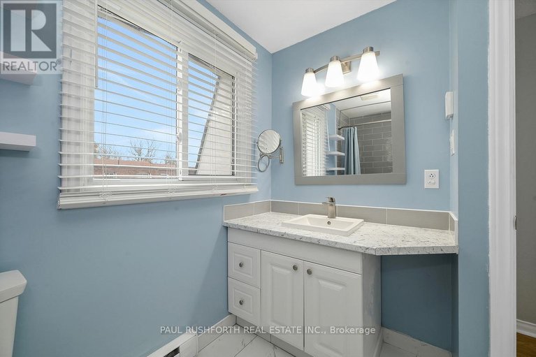 29479342/15-68-king-street/richmond/ottawa/ontario/K0A2Z0_29