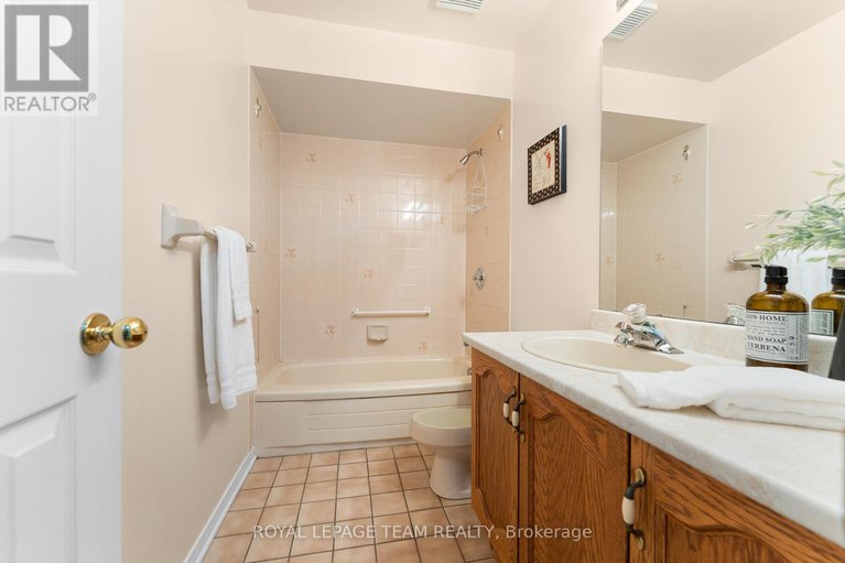 28877037/16-oyster-bay-court/stittsville-central/ottawa/ontario/K2S1H3_33