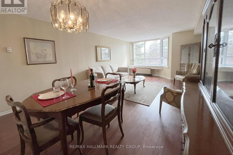 28237793/303-80-sandcastle-drive/leslie-park/ottawa/ontario/K2H9E7_9