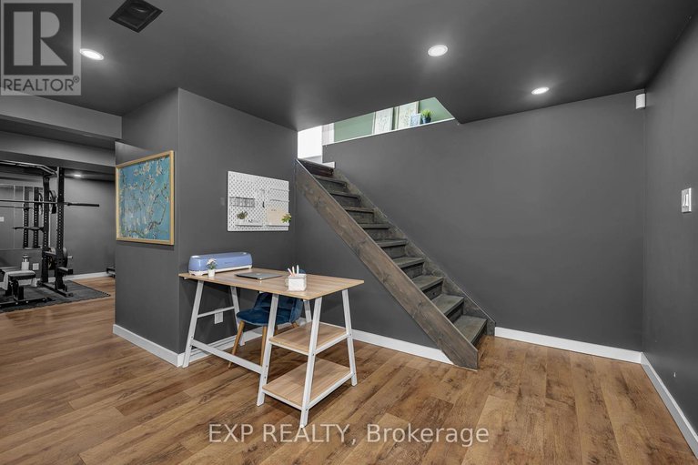 29440773/4914-farmers-way/carlsbad-springs/ottawa/ontario/K0A1K0_21