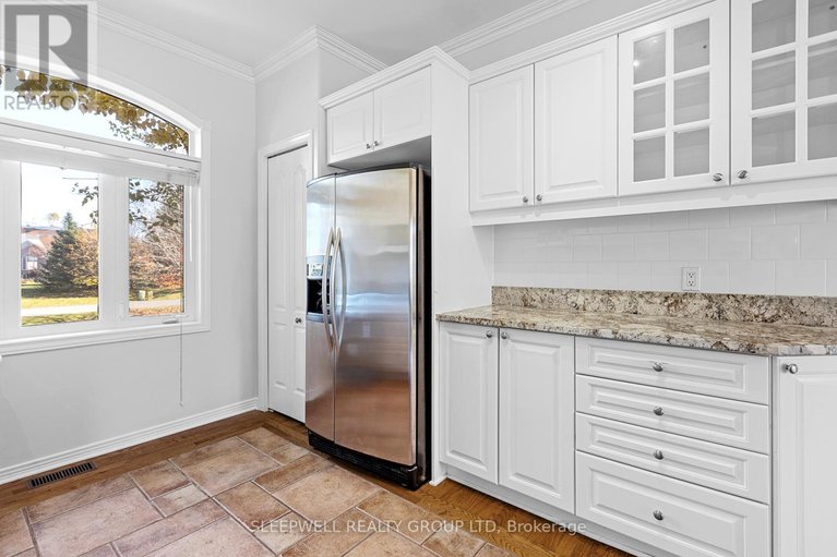 29058156/1040-misty-morning-lane/greely/ottawa/ontario/K4P1P8_10